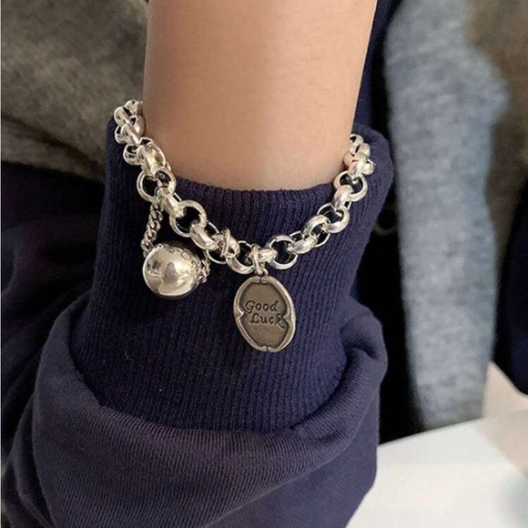 mam262 Jewelry - Silver Link Bracelet
